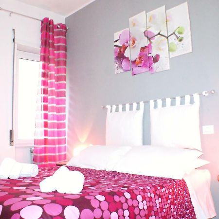 Like Family House Bed & Breakfast Rome Exterior photo